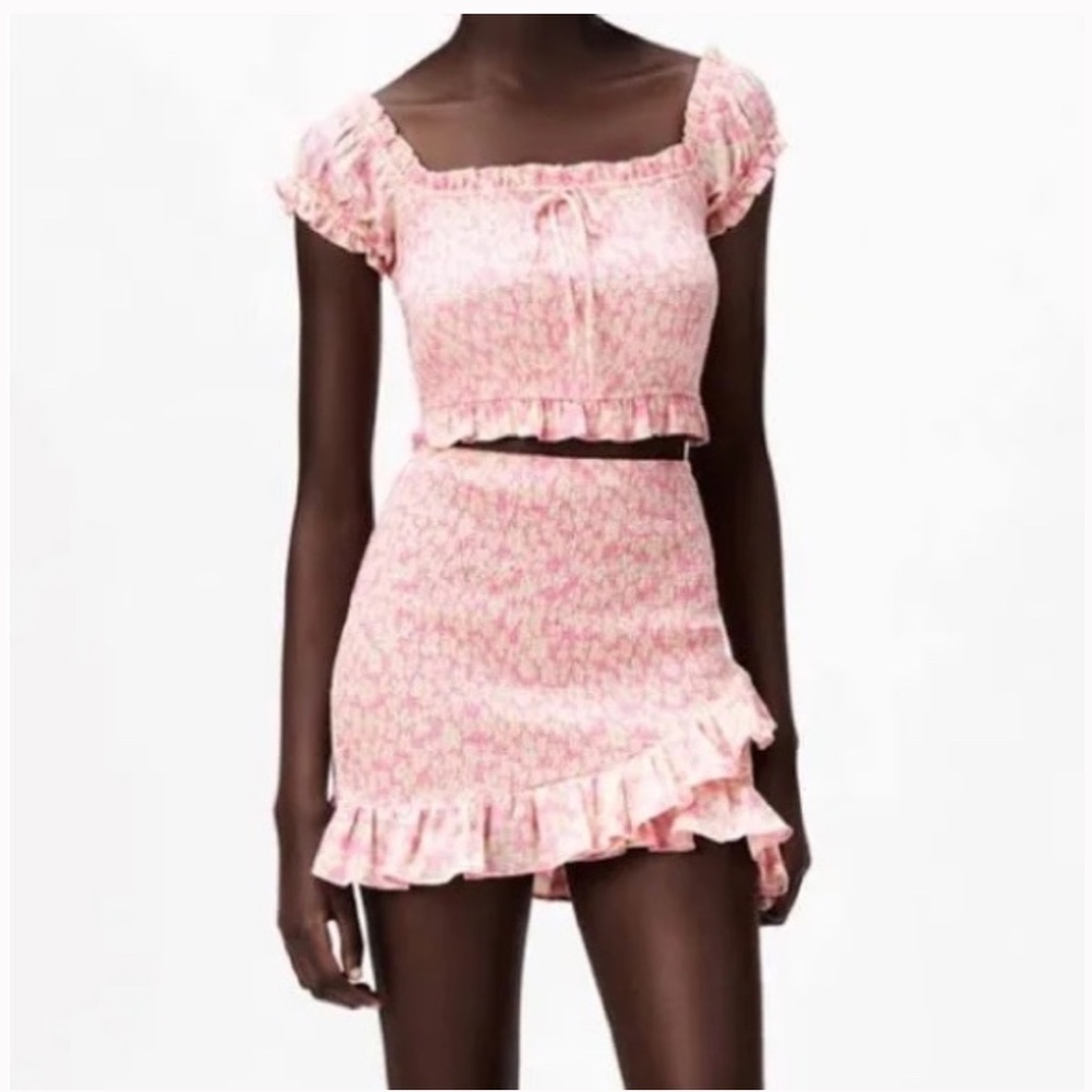 Zara Pink Ruffle Daisy Set